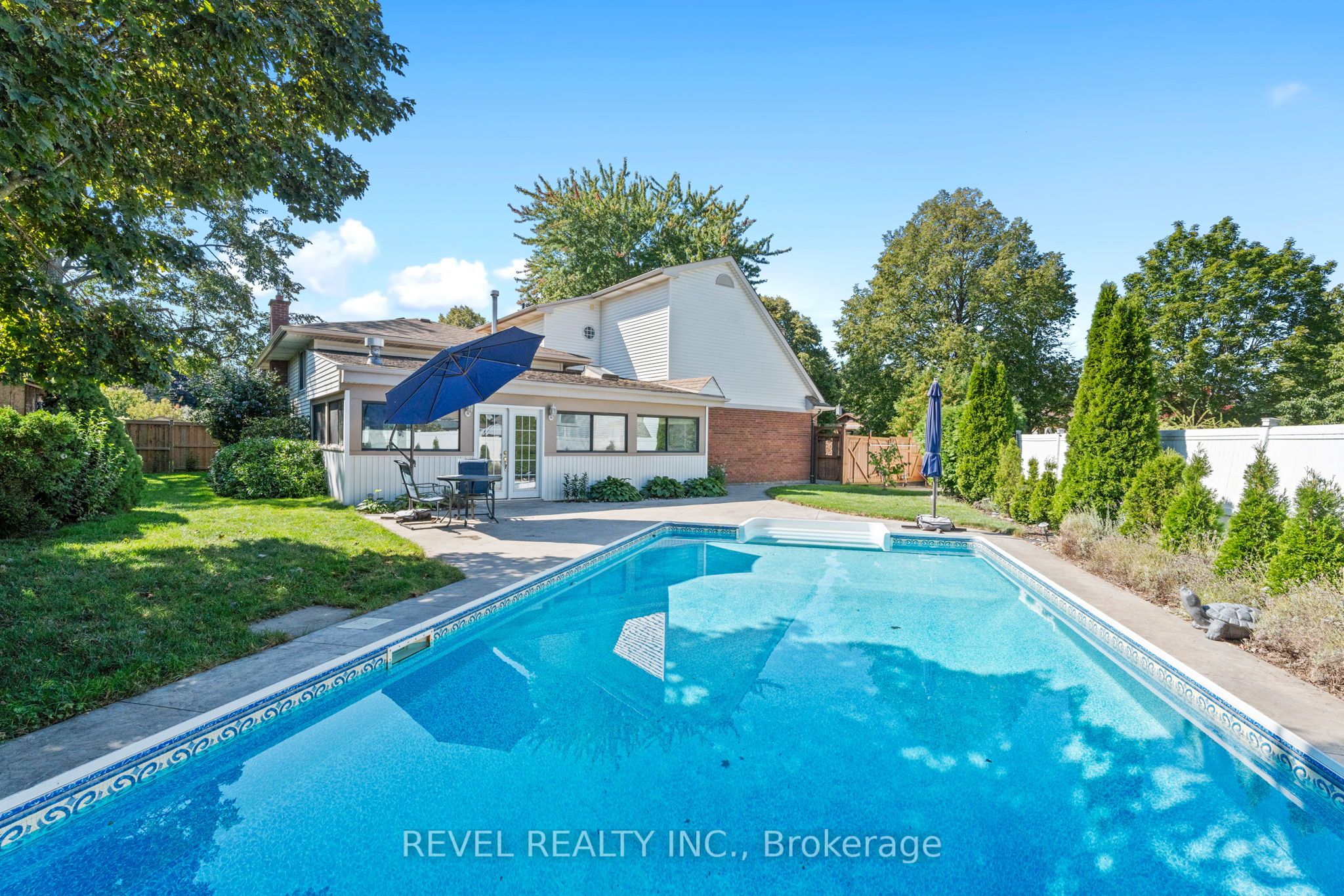 36 Cambria Drive, St. Catharines, ON, L2N 6W4