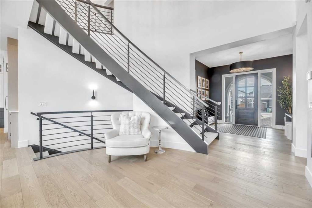 Additional image 4 of 411 Marina Grove SE, Calgary, AB, T3M 3S8