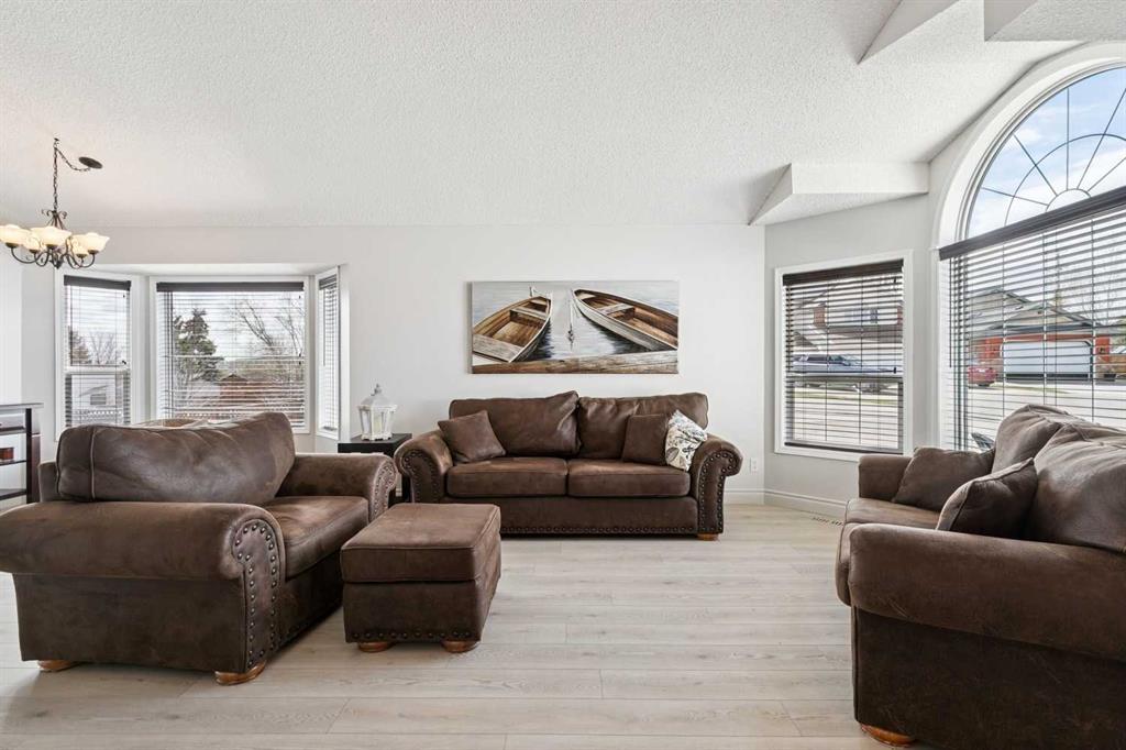 Additional image 3 of 438 Sheep River Point, Okotoks, AB, T1S 1S3