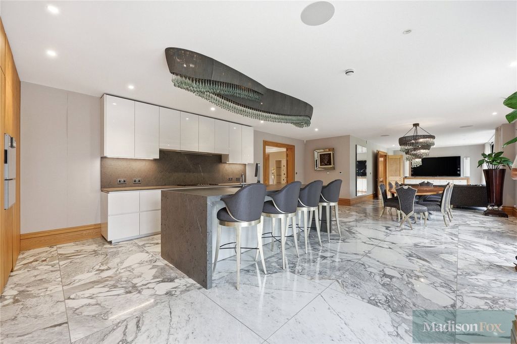 Additional image 14 of 8 bed detached house for saleStradbroke Drive, Chigwell, Essex IG7