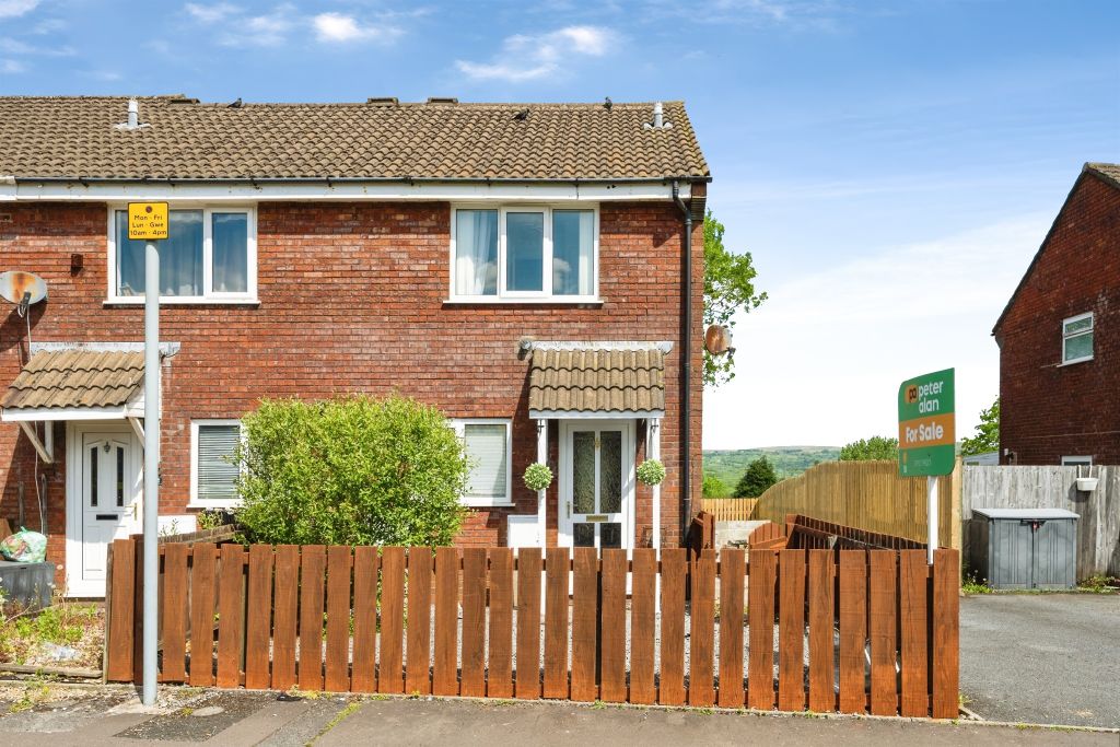 2 bed semi-detached house for saleY Llwyni, Llangyfelach, Swansea SA6