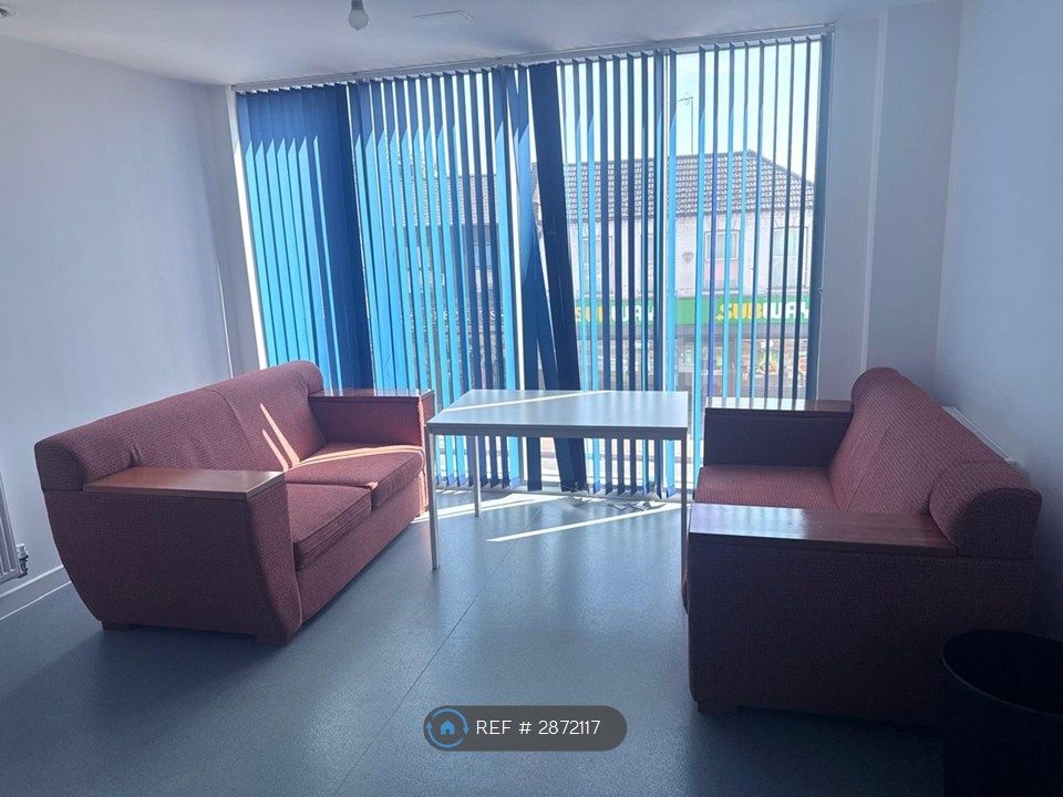 Additional image 4 of 9 bed flat to rentWellingborough Road, Northampton NN1