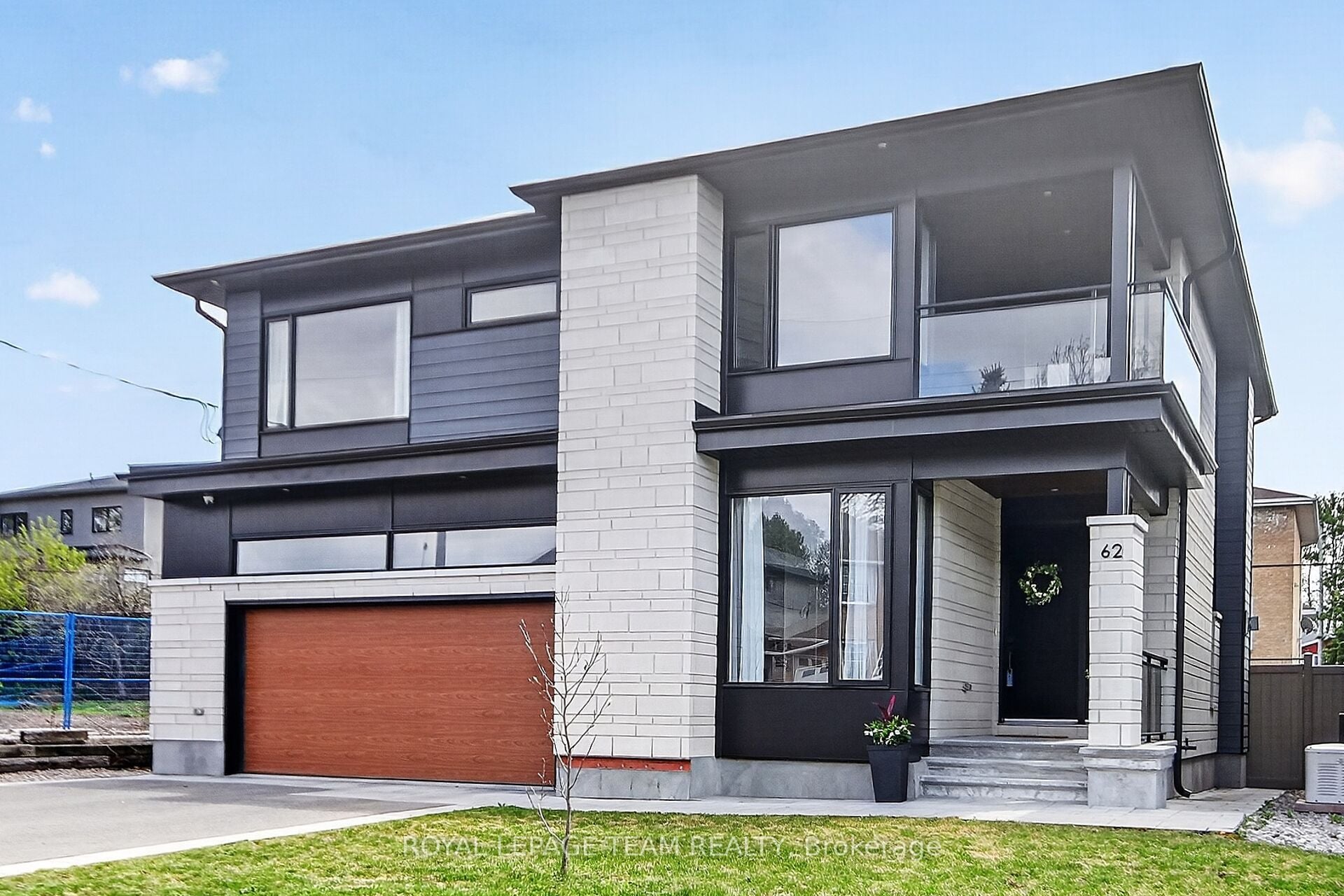 62 Rossland Avenue, Ottawa, ON, K2G 2K6