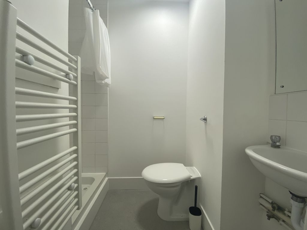 Additional image 6 of 6 bed flat to rentGwennyth House, Cathays CF24