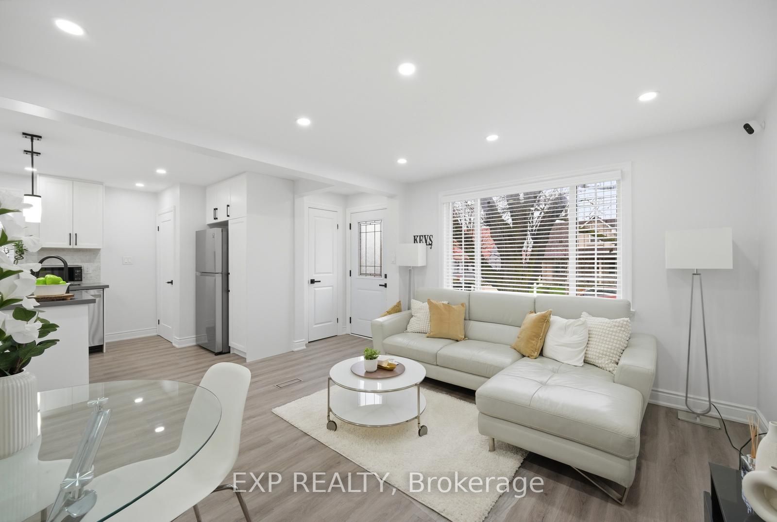 Additional image 4 of 355 Culford Road, Toronto, ON, M6L 2V8