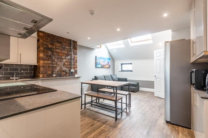 Additional image 3 of 5 bed flat to rentNicolson Square, Edinburgh EH8