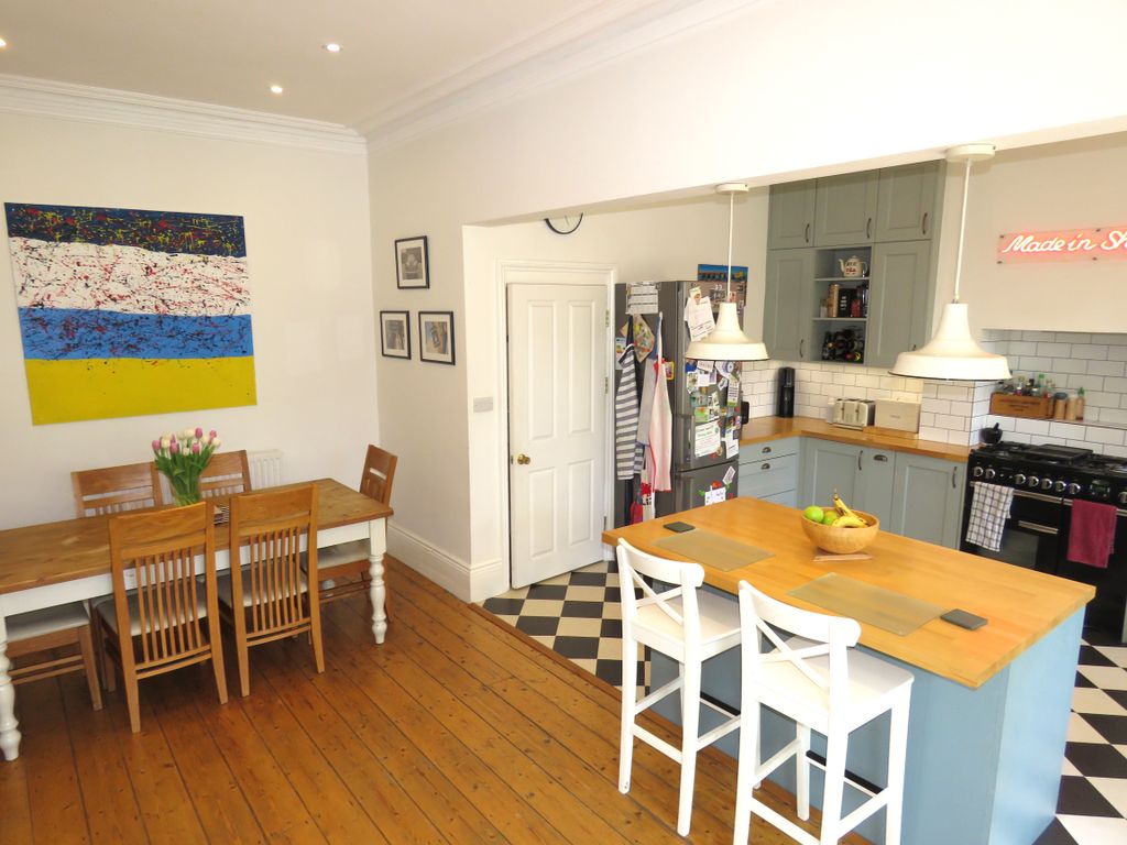 Additional image 12 of 5 bed semi-detached house to rentMontgomery Road, Sheffield S7