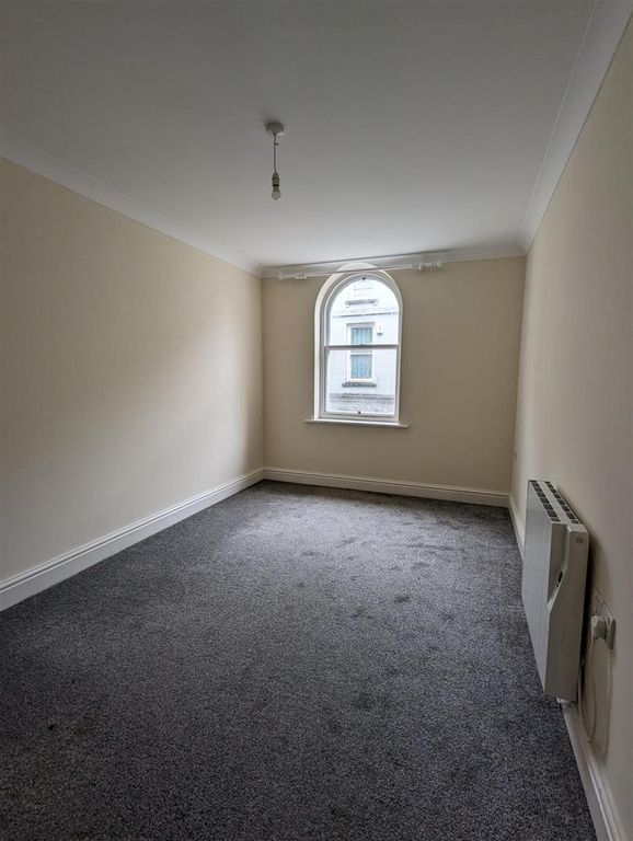 Additional image 2 of 1 bed flat to rentMarket Street, Haverfordwest SA61