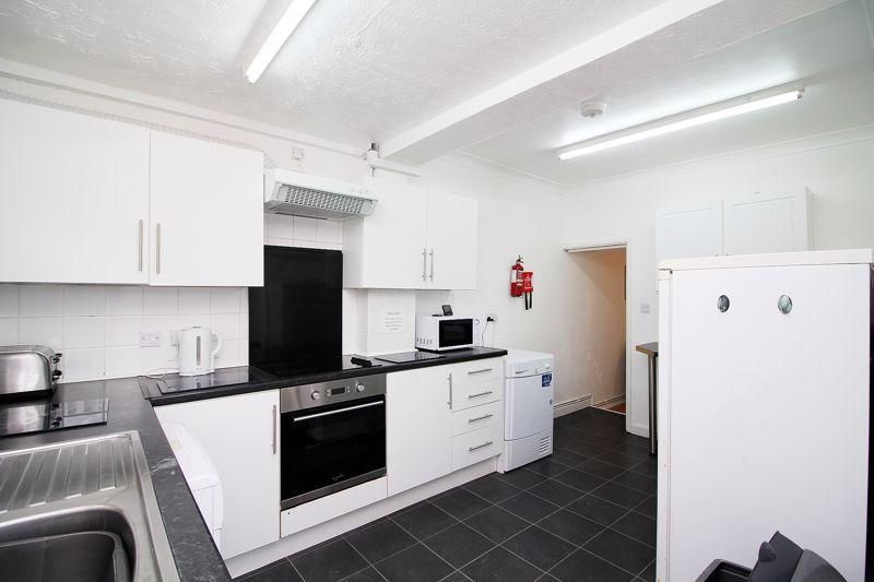 Additional image 3 of Room to rentRoom 6, 4 Stow Hill, Pontypridd CF37