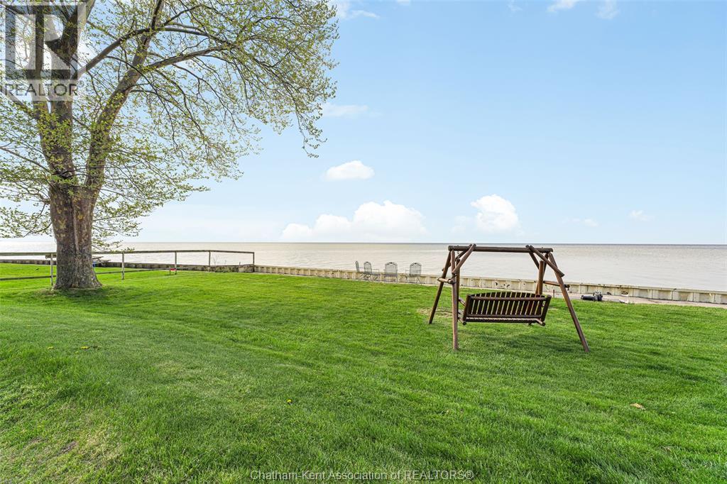 105 ISLAND CRESCENT