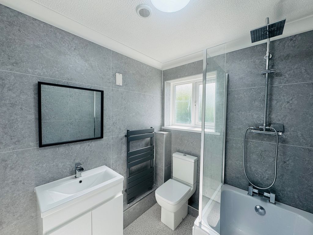 Additional image 14 of 4 bed property to rentPlas Penwern, Carmarthen SA31