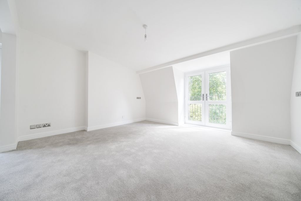 Additional image 3 of 2 bed flat to rentKingfisher Court, Avonpark Village, Limpley Stoke BA2