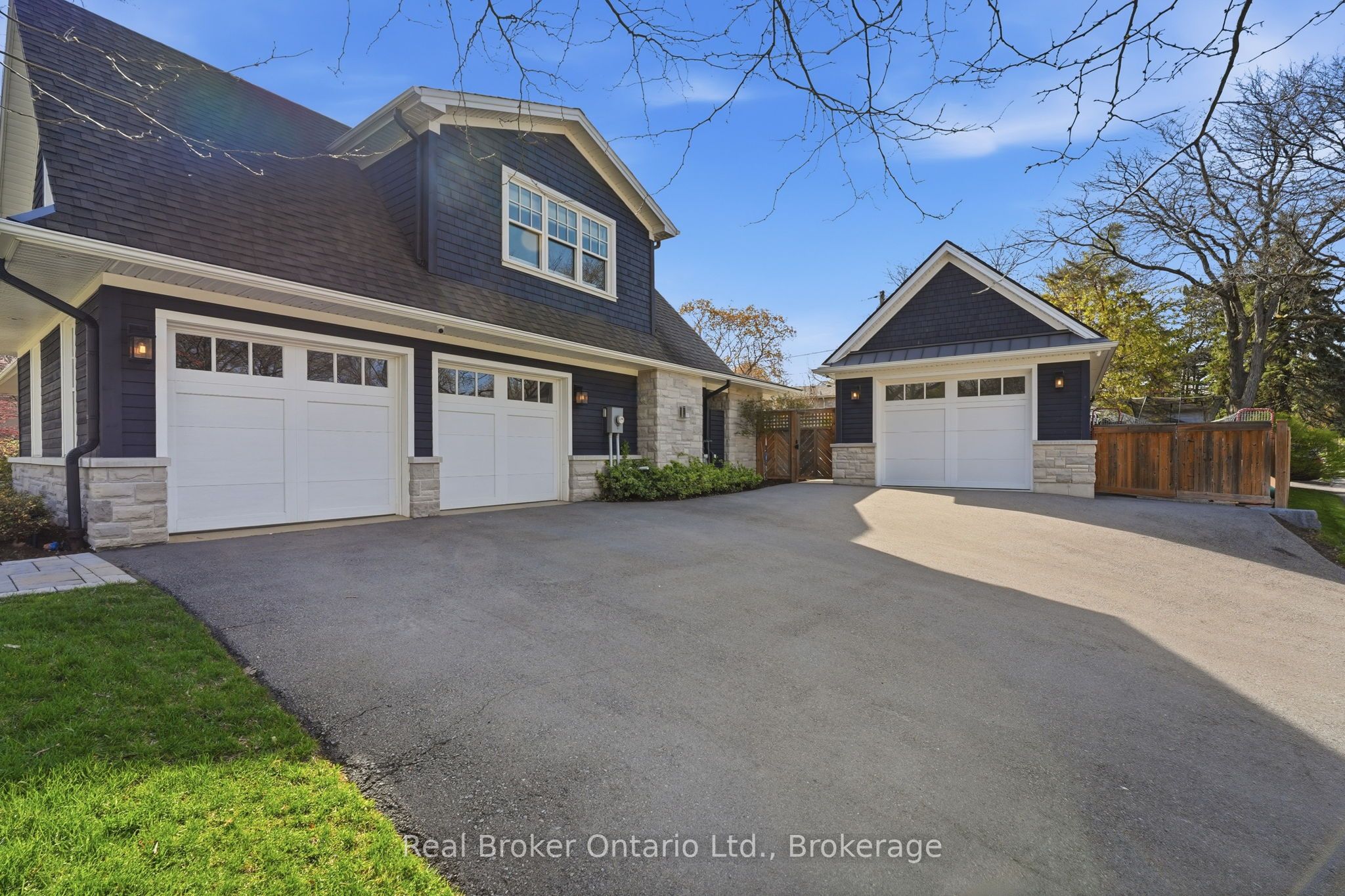 Additional image 5 of 145 Northshore Boulevard W, Burlington, ON, L7T 1A2