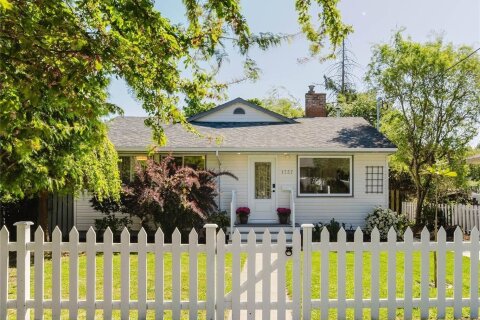 Additional image 7 of 1737 Amphion Street, Victoria, BC, V8R 4Z8