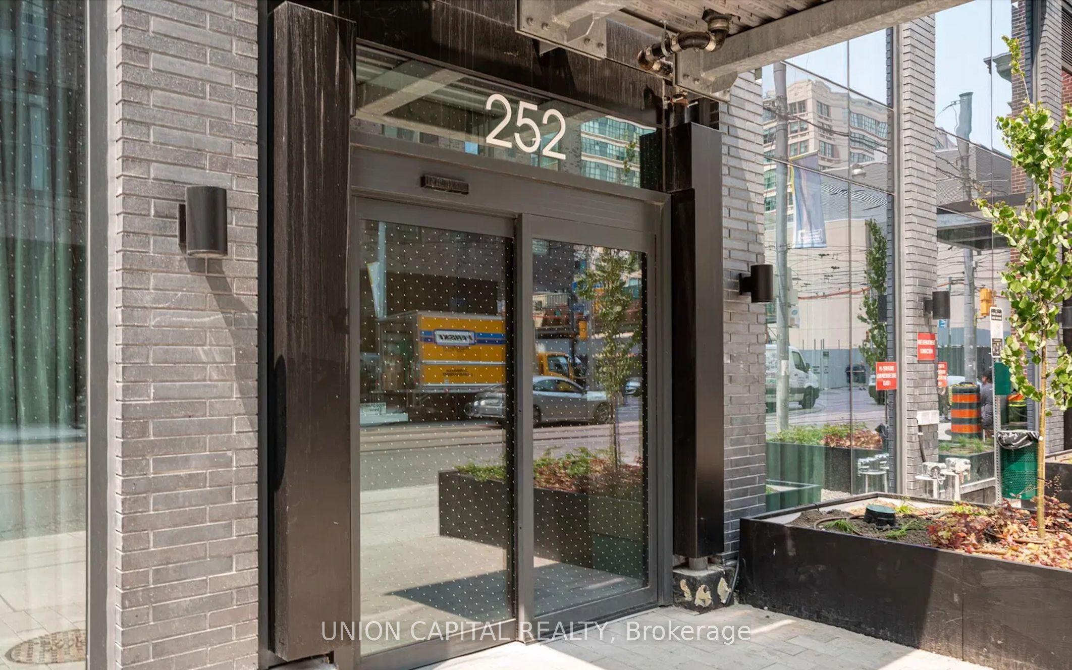 Additional image 2 of 5511-252 Church Street, Toronto, ON, M5B 0E6