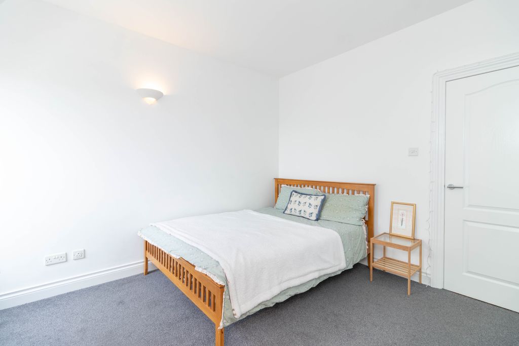 Additional image 15 of 3 bed flat for saleScrimgeour Place, Dundee DD3