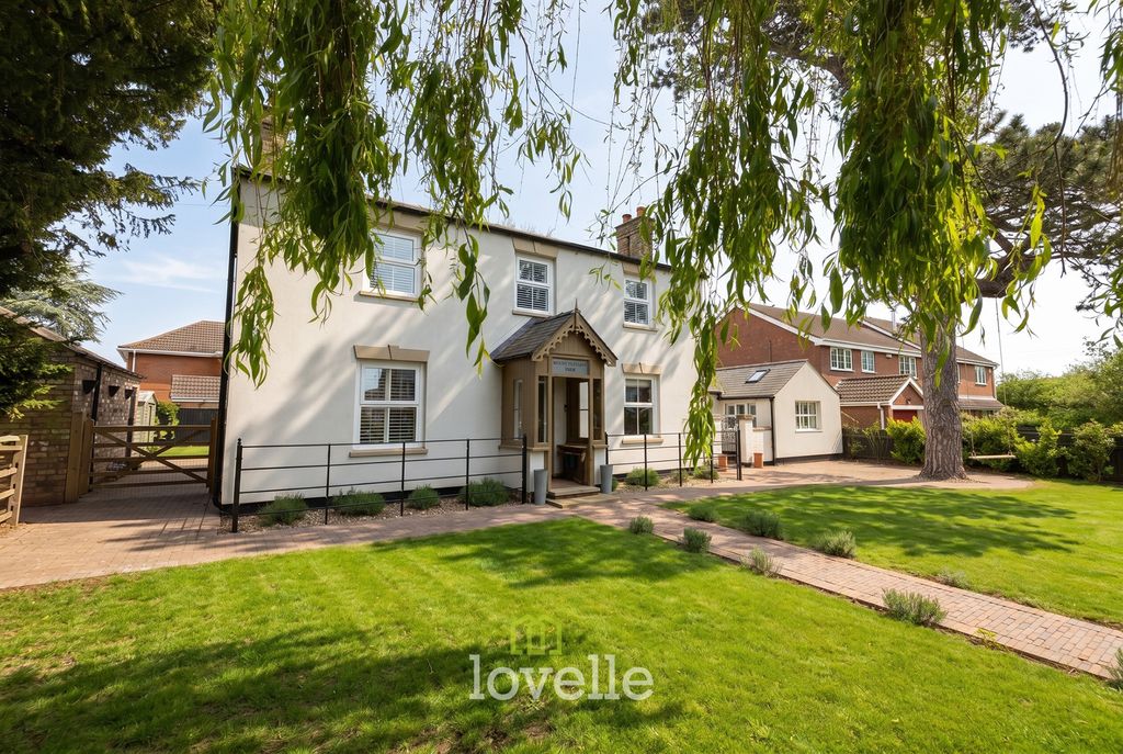 Additional image 42 of 5 bed detached house for saleArcher Road, Waltham DN37
