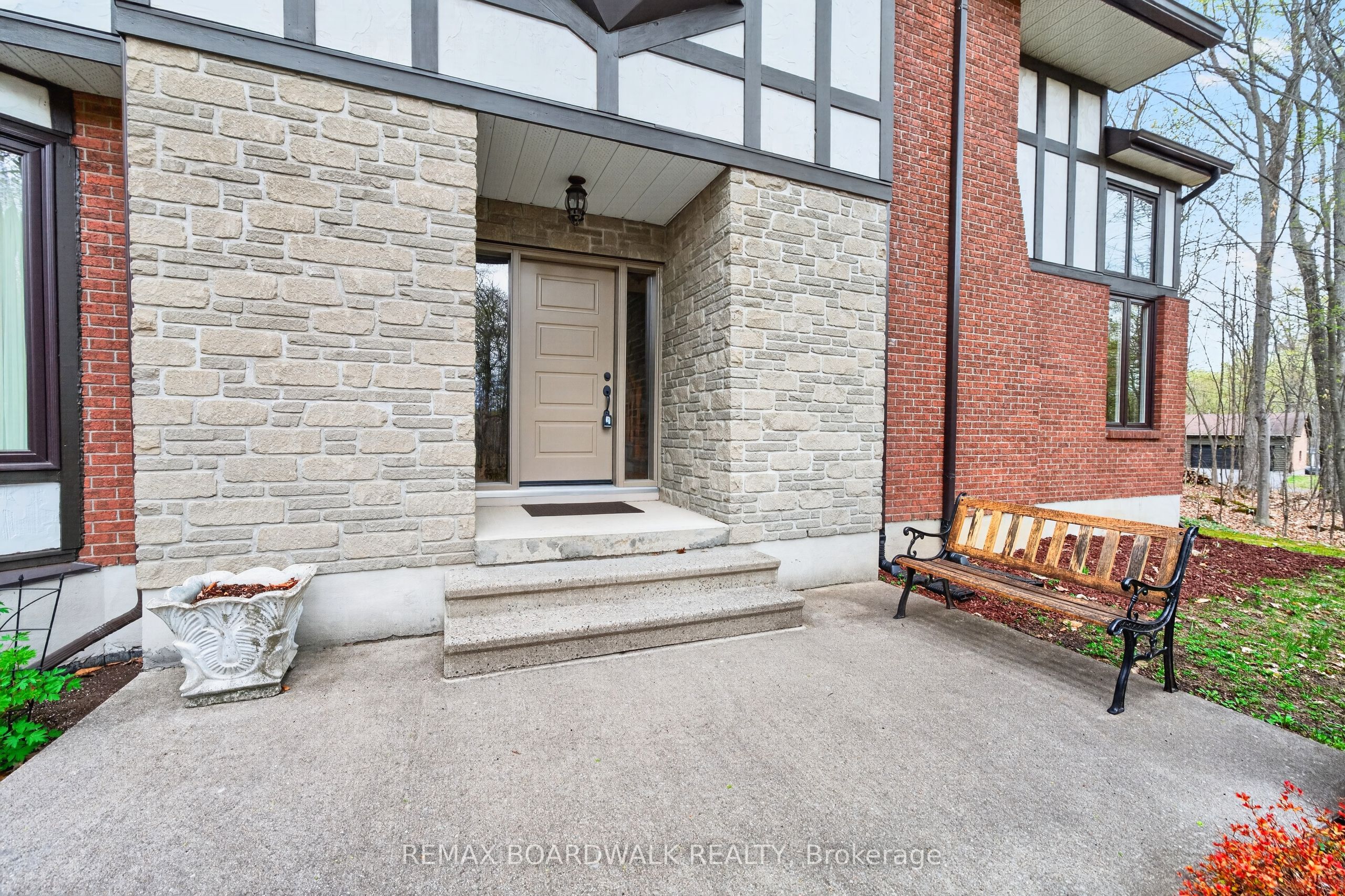 Additional image 3 of 127 Margaret Anne Drive, Ottawa, ON, K0A 1L0
