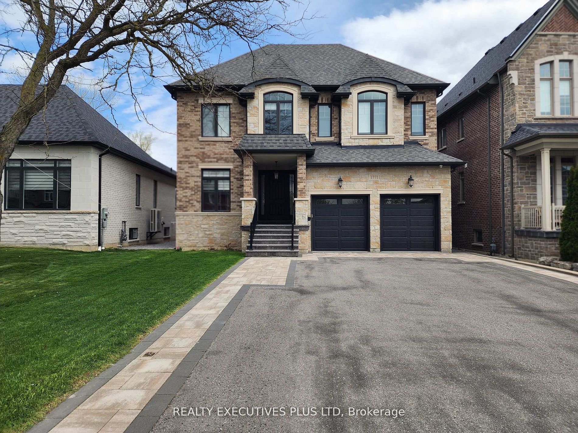 1771 Woodview Avenue, Pickering, ON, L1V 1L3