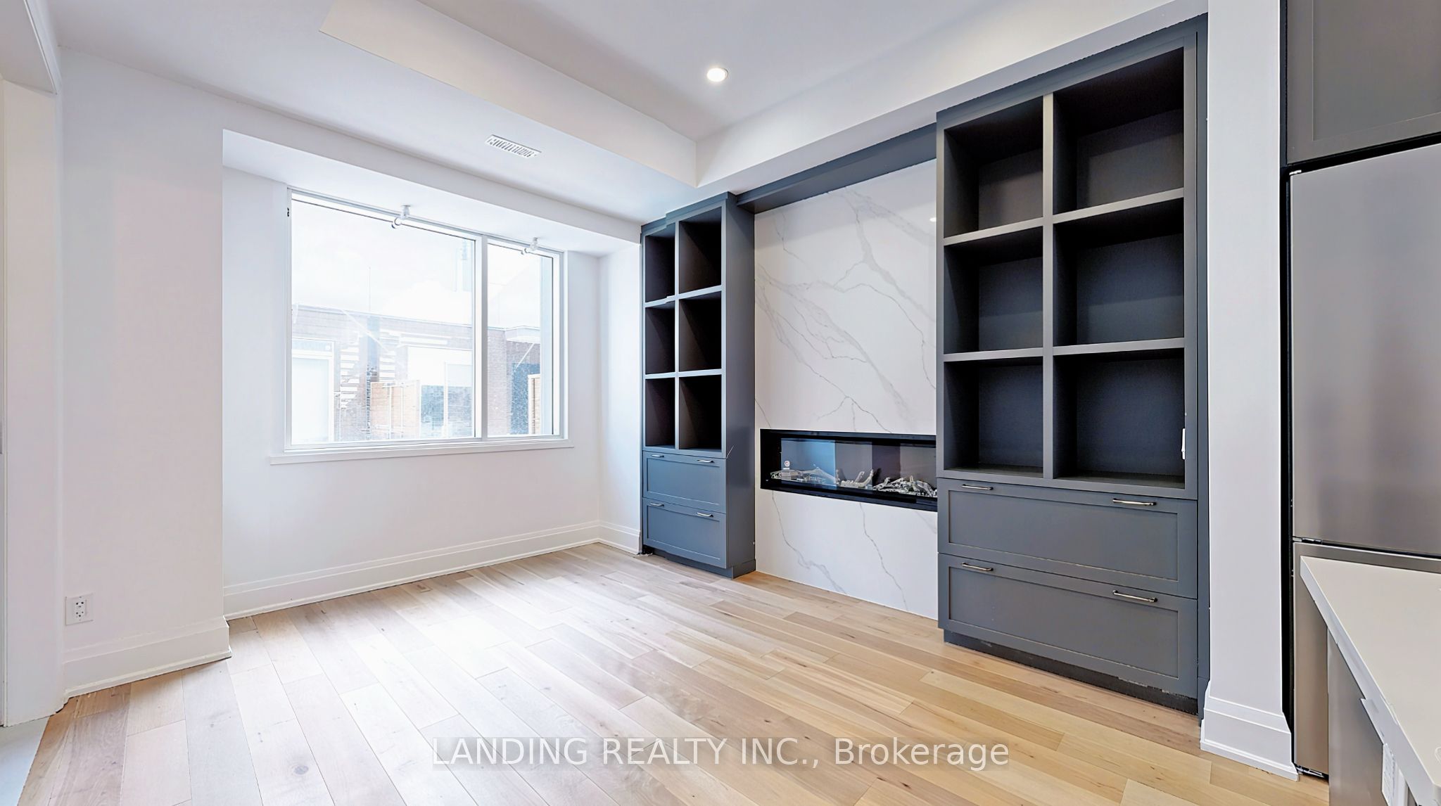 Additional image 4 of 3-25 Dervock Crescent, Toronto, ON, M2K 1A6