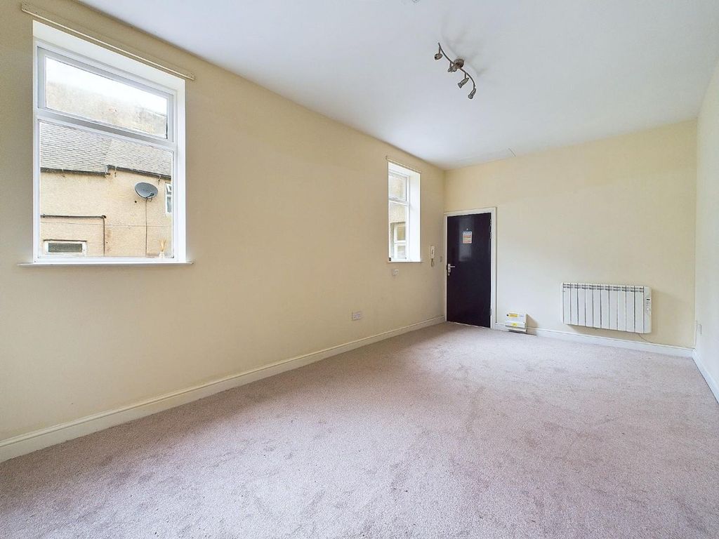 Additional image 6 of 2 bed flat to rentMarket Place, Wirksworth DE4