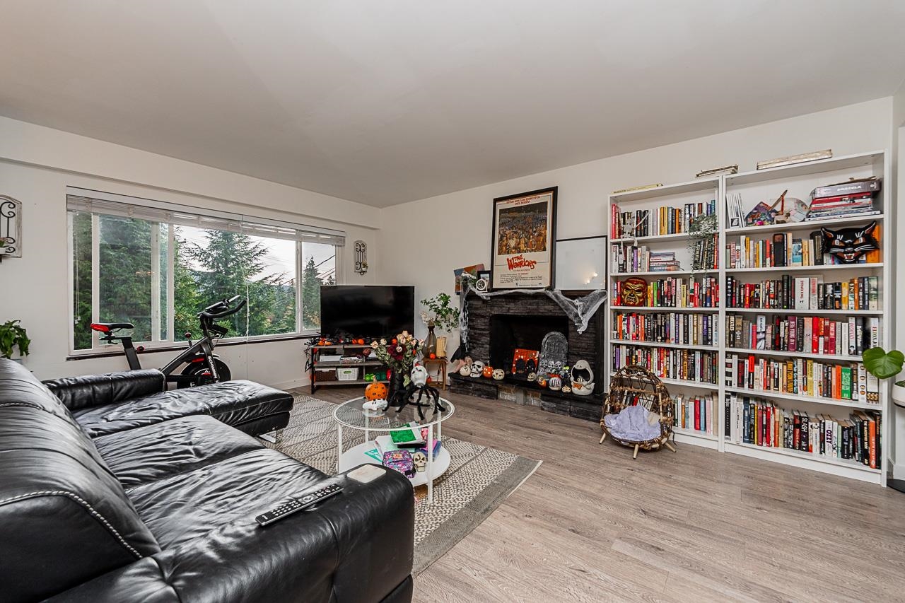 Additional image 4 of 4377 Mountain Highway, North Vancouver, BC, V7K 2K3