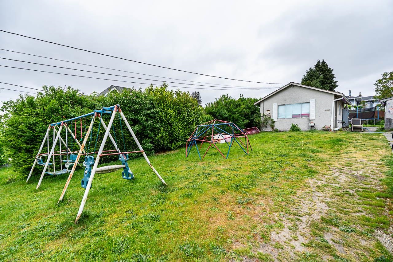 Additional image 3 of 2233 Edinburgh Street, New Westminster, BC, V3M 2Y2