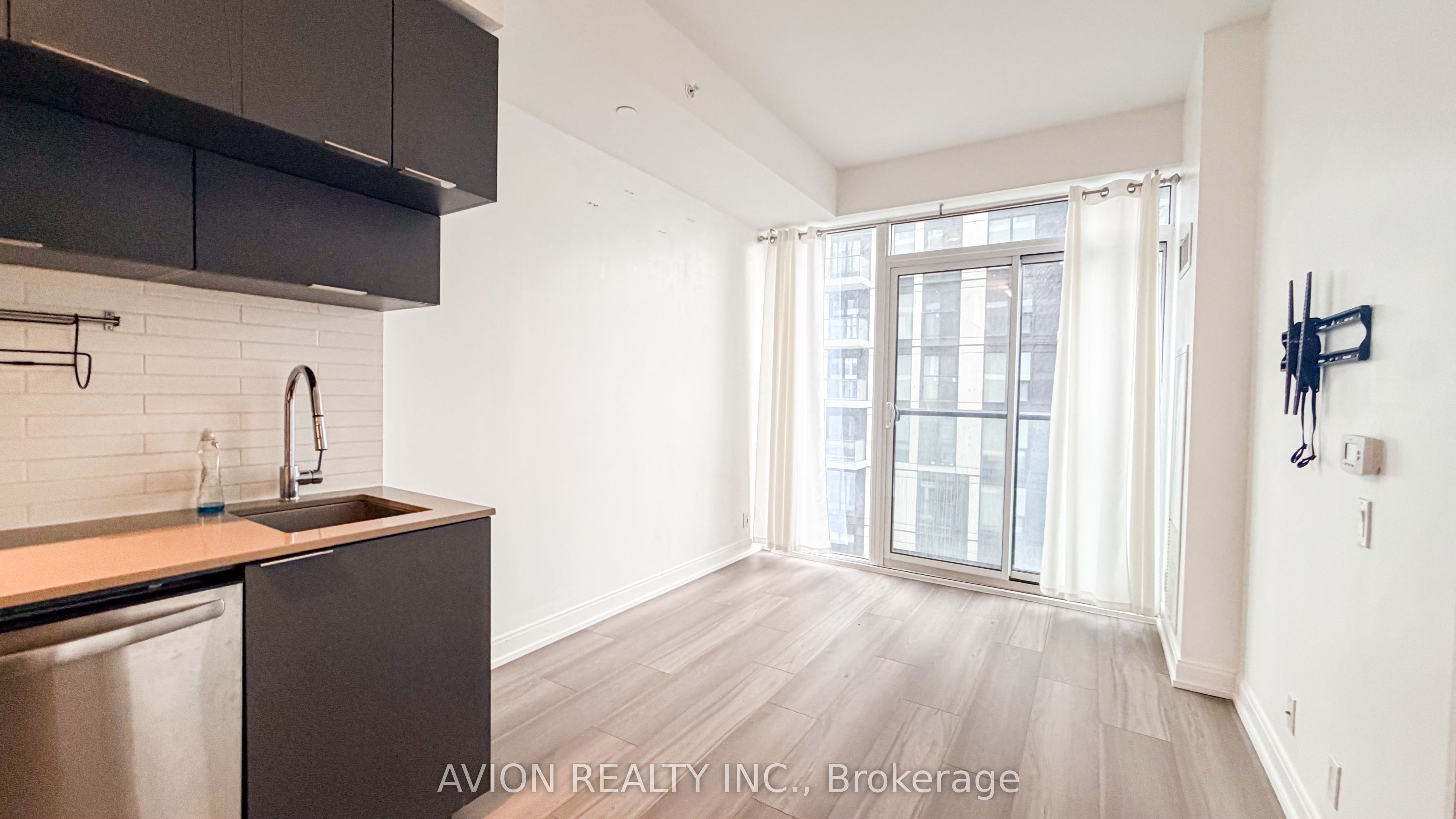 Additional image 4 of 2501-181 Dundas Street E, Toronto, ON, M5A 0N5