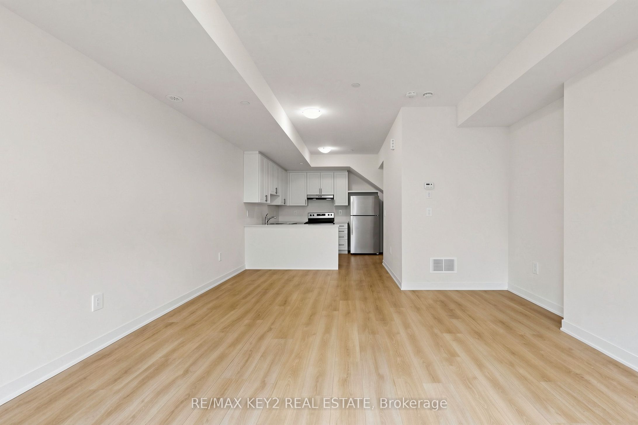 Additional image 6 of 230-1695 Dersan Street, Pickering, ON, L1X 0S9