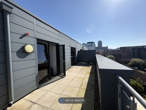 Lydia Ann St, Liverpool L1, Studio to rent