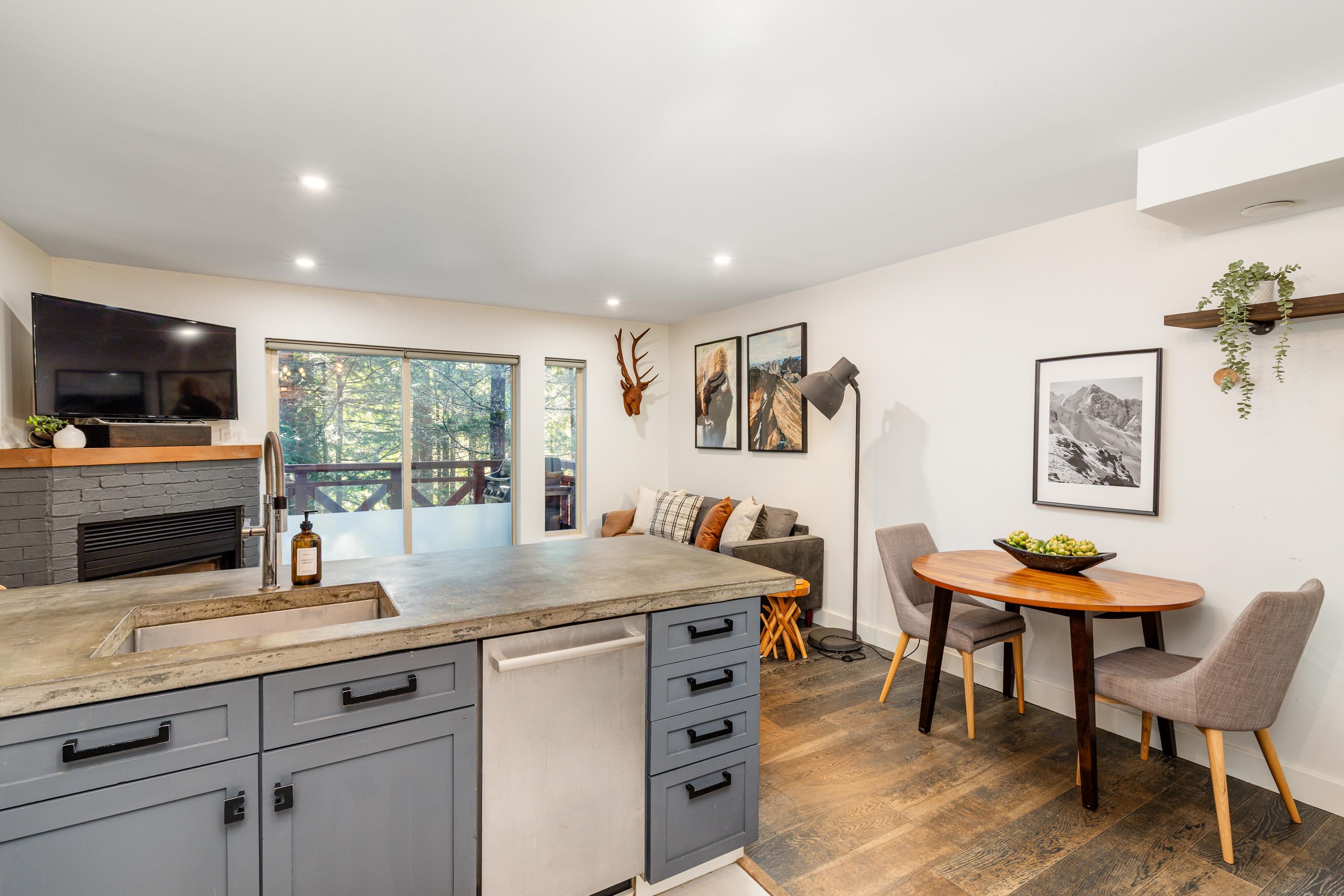 Additional image 5 of 113-3070 Hillcrest Drive, Whistler, BC, V8E 0V1