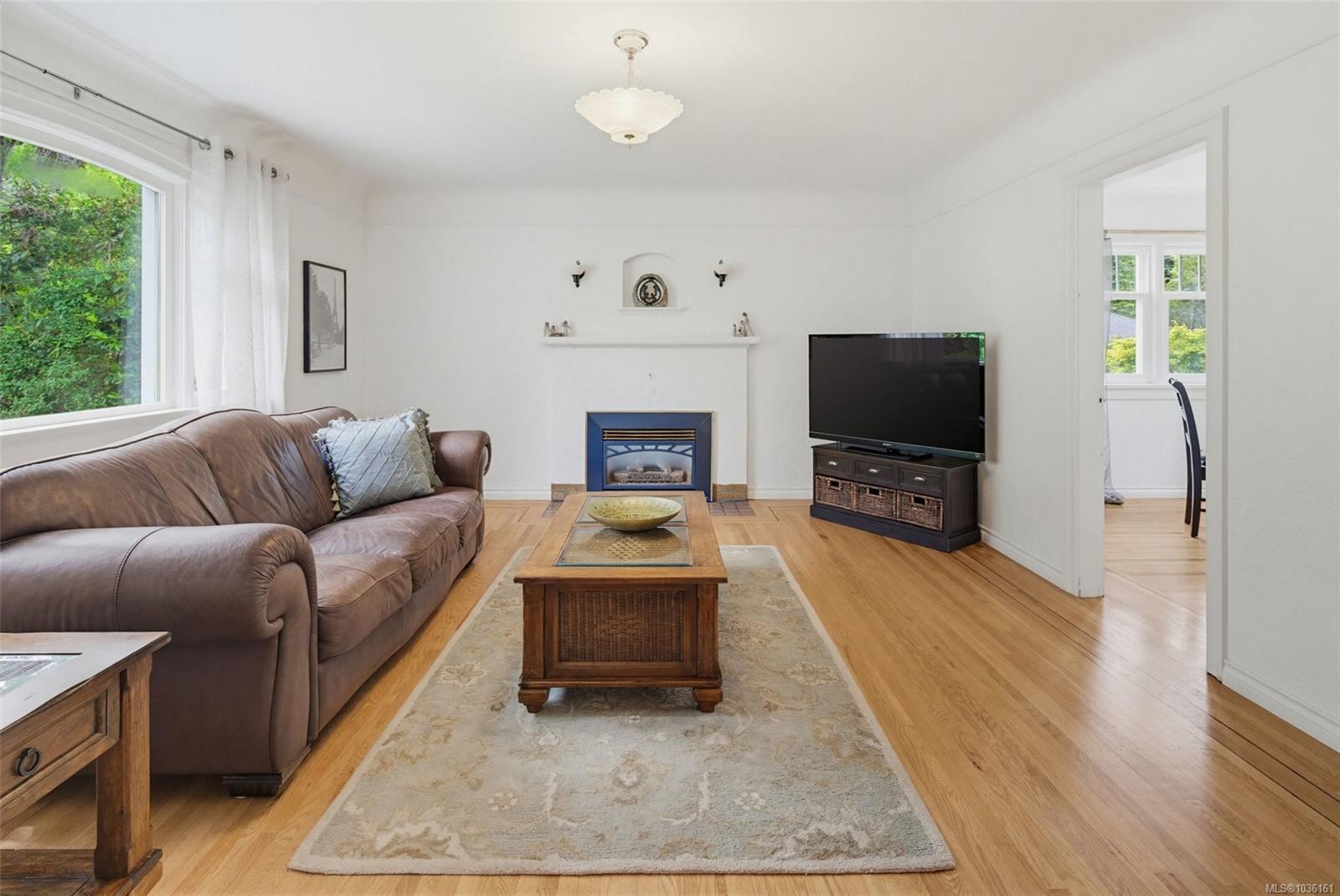 Additional image 3 of 1250 Rockland Avenue, Victoria, BC, V8V 3J2