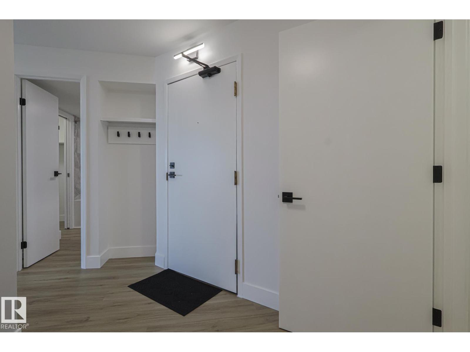 Additional image 4 of 505-10149 Saskatchewan Drive NW, Edmonton, AB, T6E4Y9