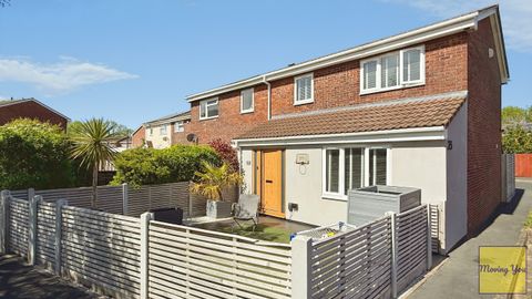 Burnbush Close, Stockwood, Bristol BS14