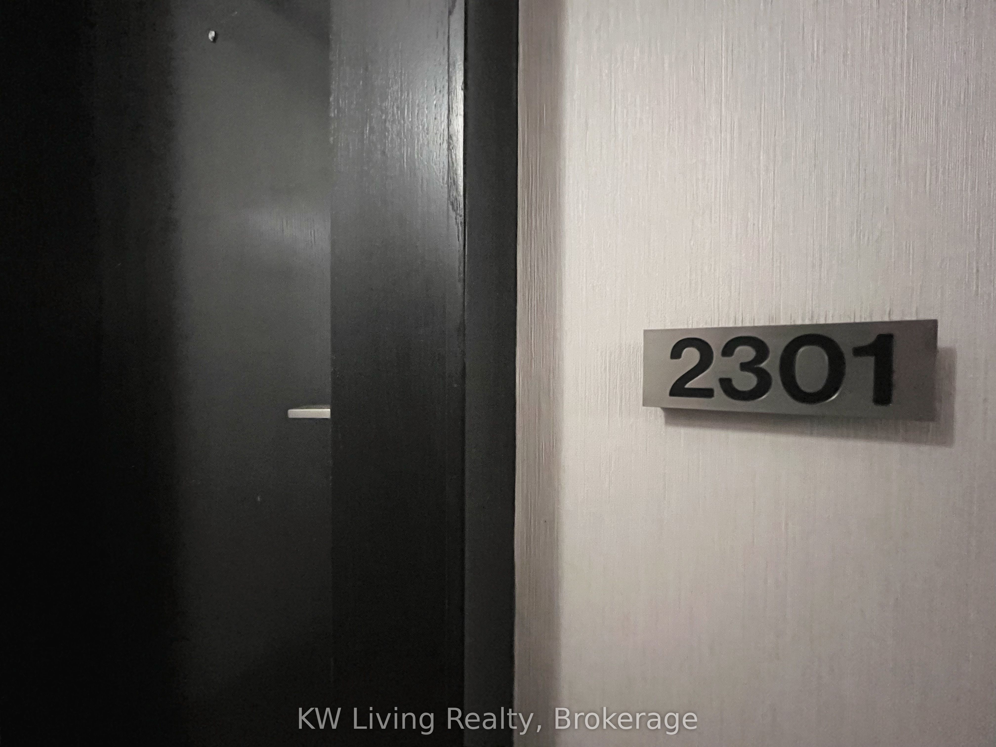 Additional image 2 of 2301-33 Charles Street E, Toronto, ON, M4Y 0A2