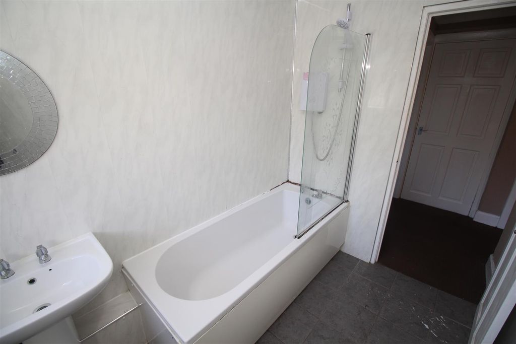 Additional image 12 of 3 bed flat for saleKilcreggan View, Greenock PA15