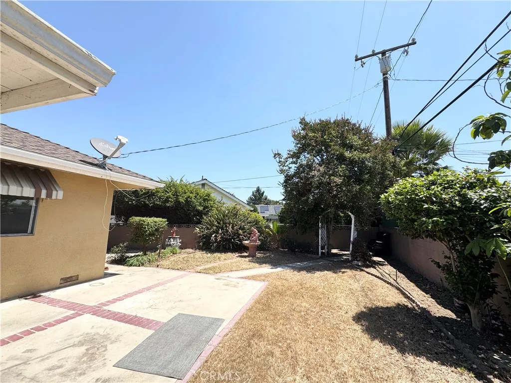 Additional image 46 of 216 S Homerest Ave, Covina, CA 91722