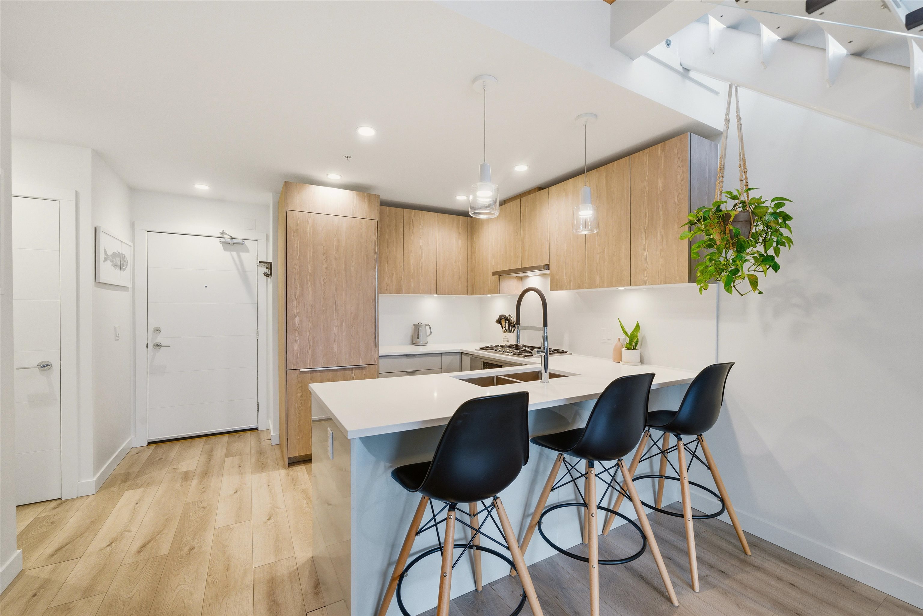 Additional image 6 of 607-128 8th Street E, North Vancouver, BC, V7L 0H2