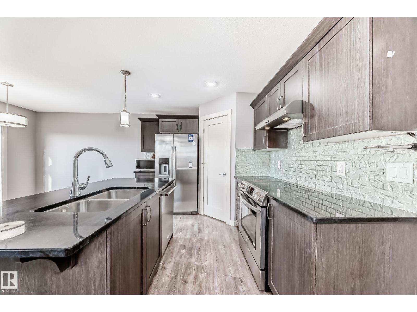 Additional image 4 of 1669 Hammond Crescent NW, Edmonton, AB, T6M0N3