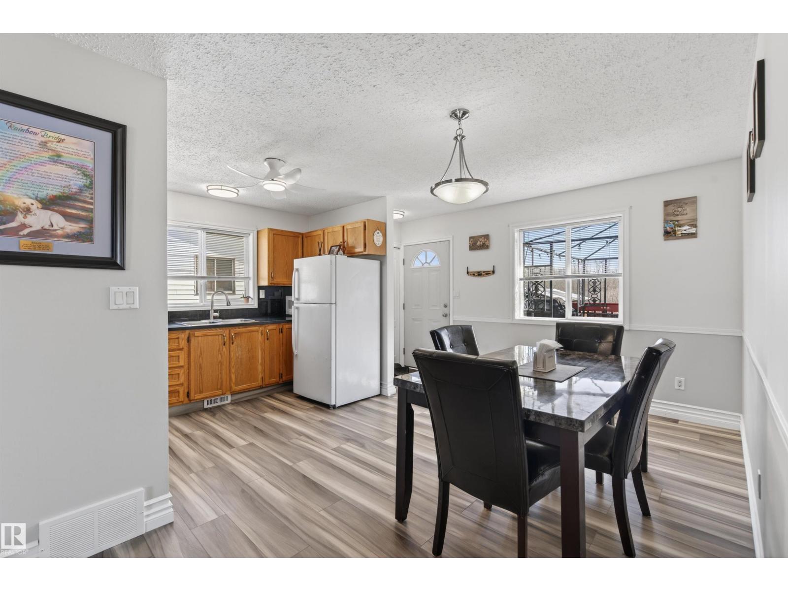 Additional image 4 of 5003 38 Street, Cold Lake, AB, T9M2B2