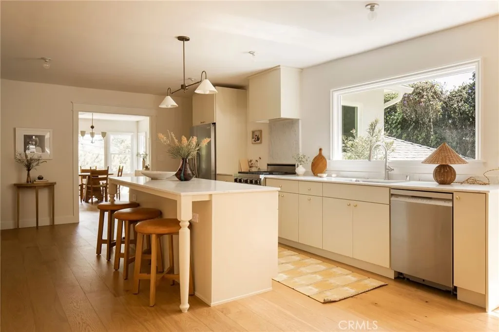 Additional image 8 of 1753 Redcliff Street, Los Angeles, CA 90026