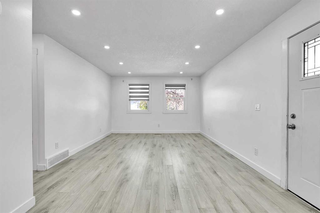 Additional image 5 of 611 Penbrooke Road SE, Calgary, AB, T2A 3S9
