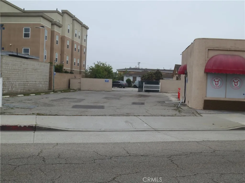 Additional image 11 of 1716 W Redondo Beach Blvd, Gardena, CA 90247