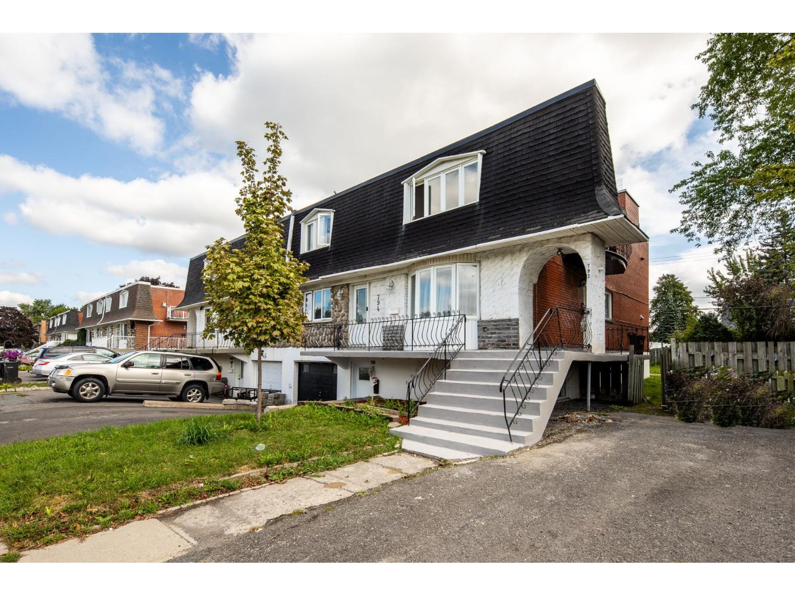 792-796 Boul. Jacques-Cartier O.
