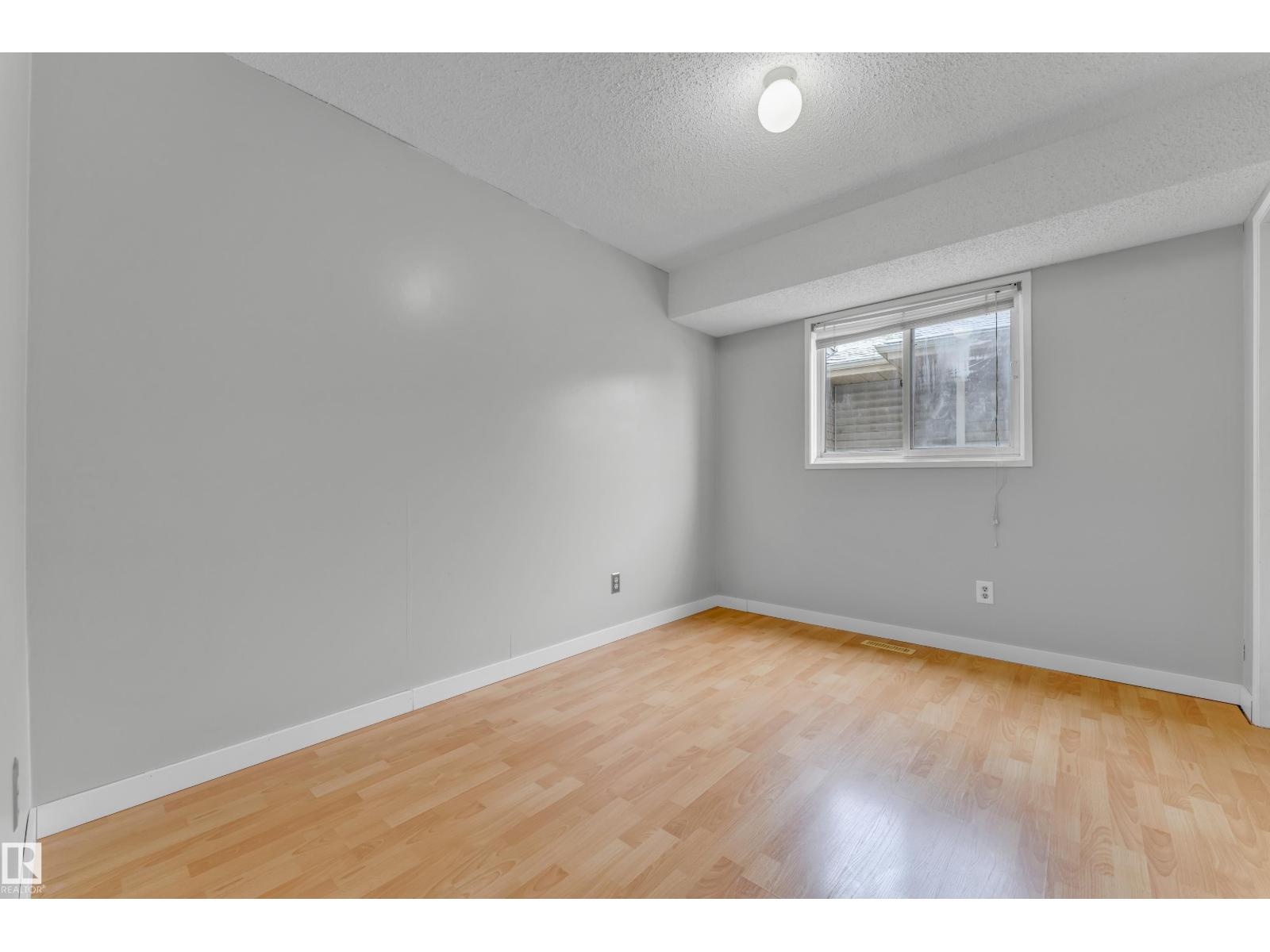 Additional image 5 of 4903 11a Avenue NW, Edmonton, AB, T6L6C6