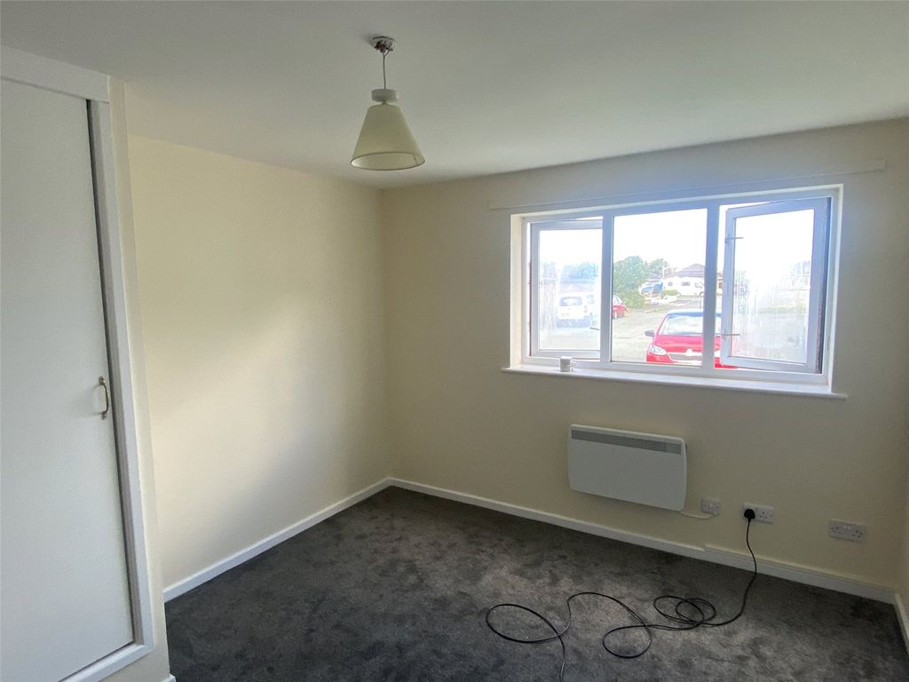 Additional image 4 of 2 bed flat to rentBowes House, Cader Walk, Tywyn, Gwynedd LL36