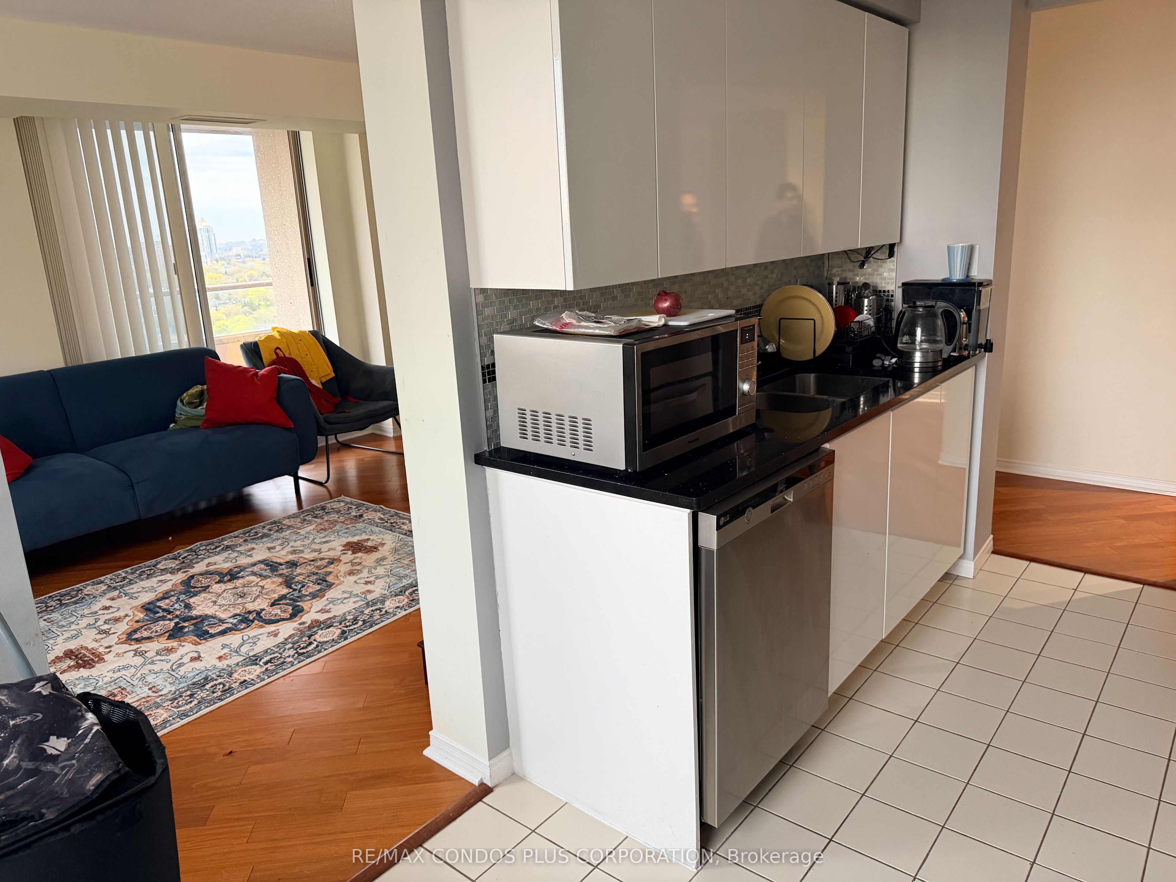 Additional image 3 of 2102-18 Hillcrest Avenue N, Toronto, ON, M2N 6T5