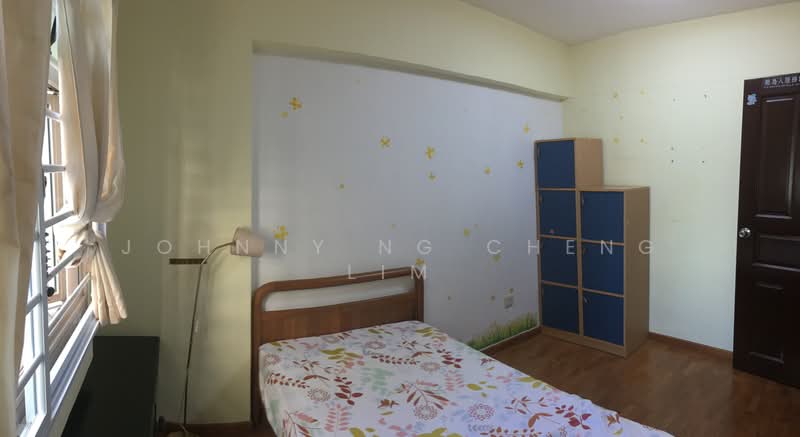 162A Punggol Central photo 5