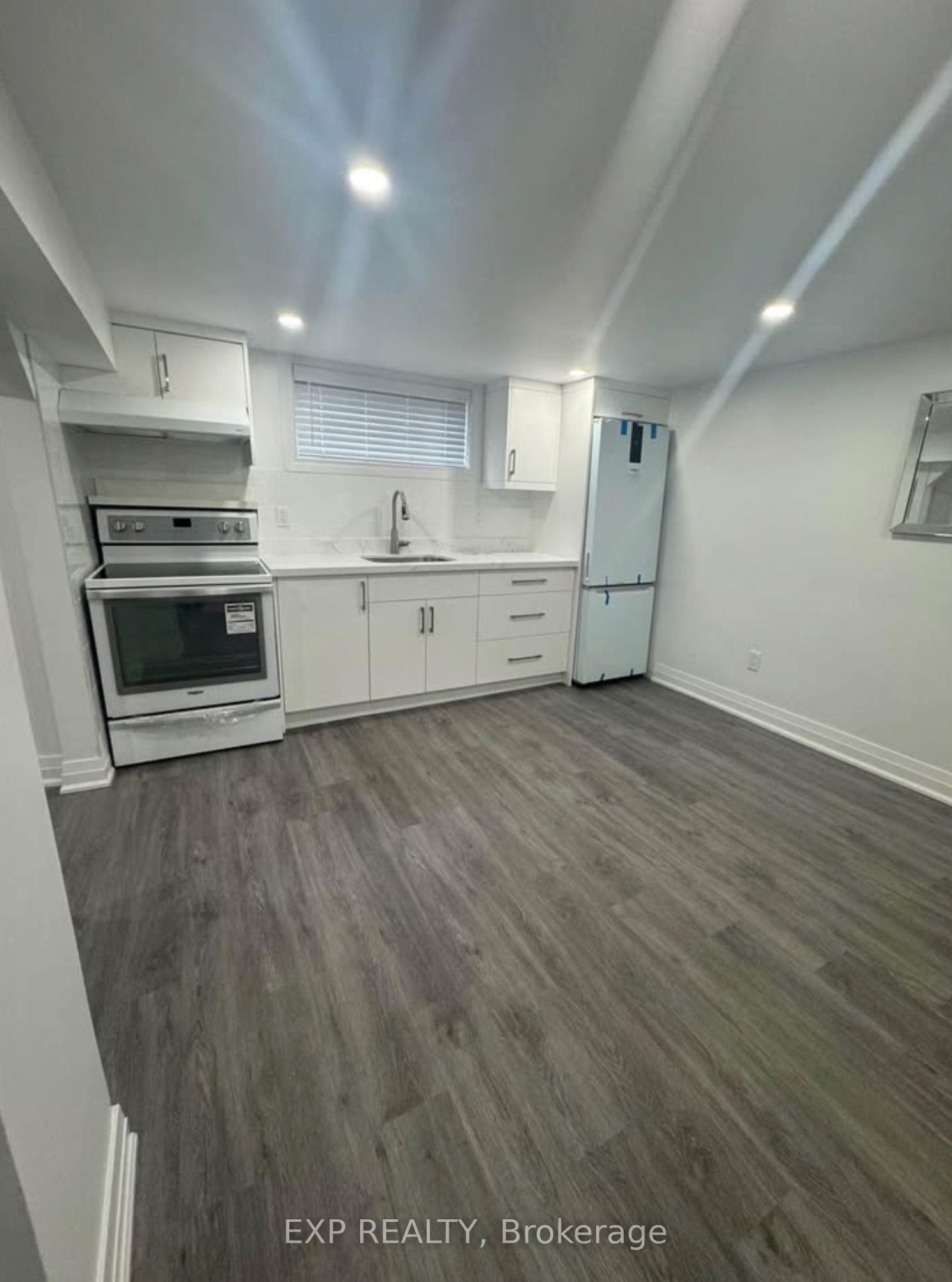 Additional image 5 of BSMT-148 Cosburn Avenue S, Toronto, ON, M4J 2L7