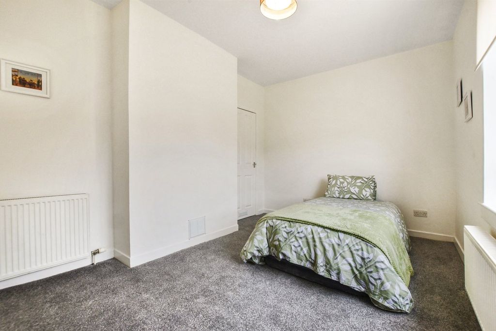 Additional image 7 of 2 bed flat for saleBurns Crescent, Girdle Toll, Irvine KA11